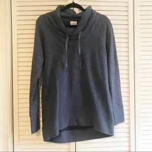 Columbia long blue sweatshirt